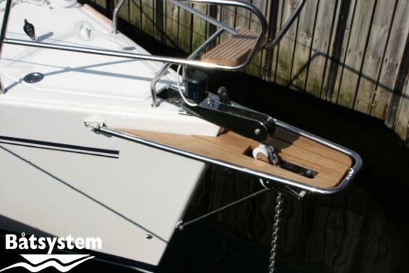 Bowsprit with Anchor Holder for Sailing Yachts 26-33ft - Image 3